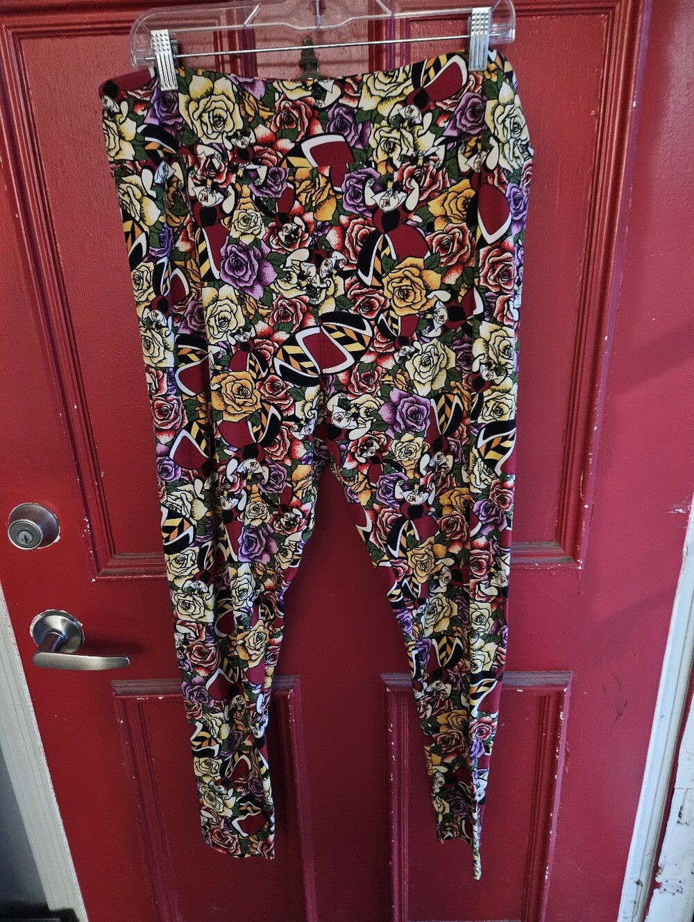 Womens Disney LuLaRoe Queen Of Hearts Print Leggings